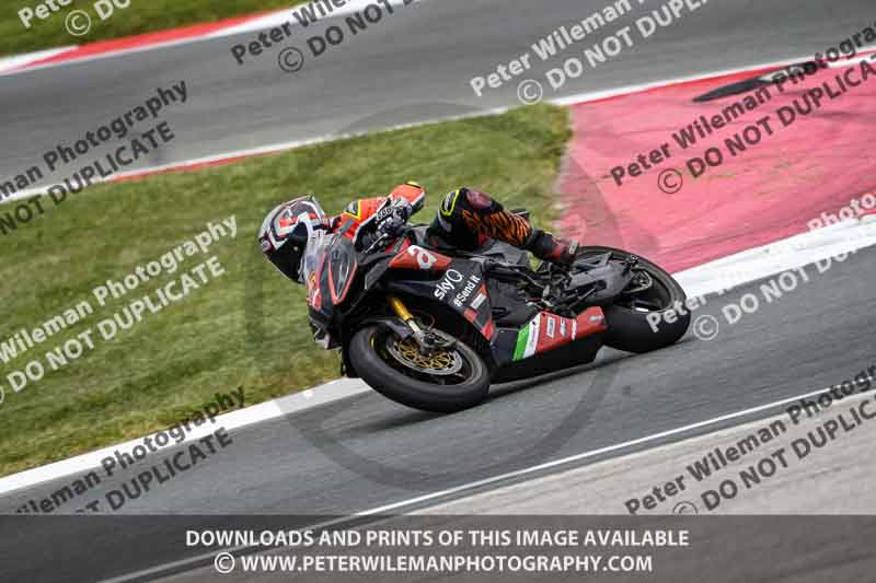 cadwell no limits trackday;cadwell park;cadwell park photographs;cadwell trackday photographs;enduro digital images;event digital images;eventdigitalimages;navarra;no limits trackdays;peter wileman photography;racing digital images;trackday digital images;trackday photos